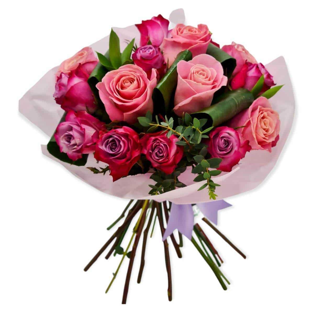 De ce iubesc femeile așa de mult florile 5 buchet-cu-tandafiri-roz-mov